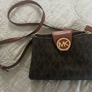 Michael Kors Crossbody Bag